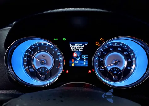 2013 Chrysler 300 S z USA, uszkodzony, nr VIN 2C3CCABG5DH574653